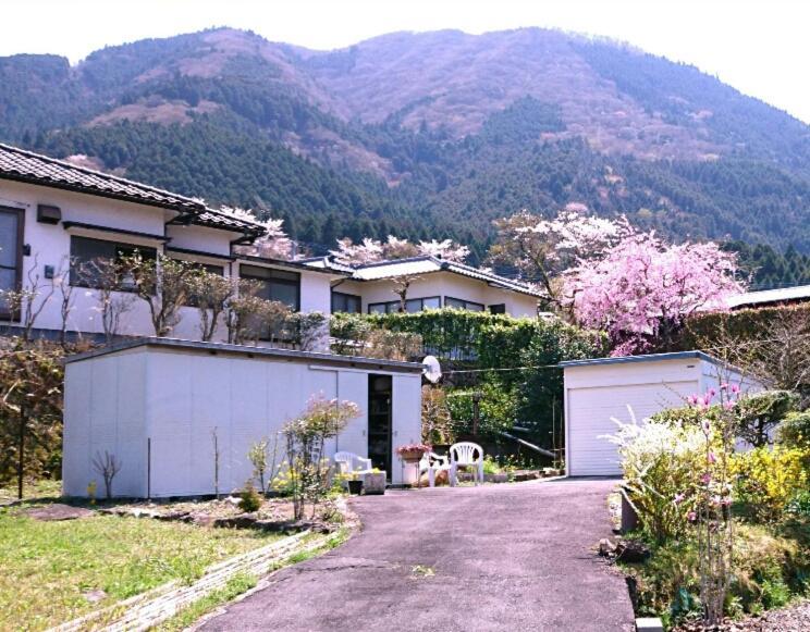 Hotel 湯布院月灯り Yufu Esterno foto