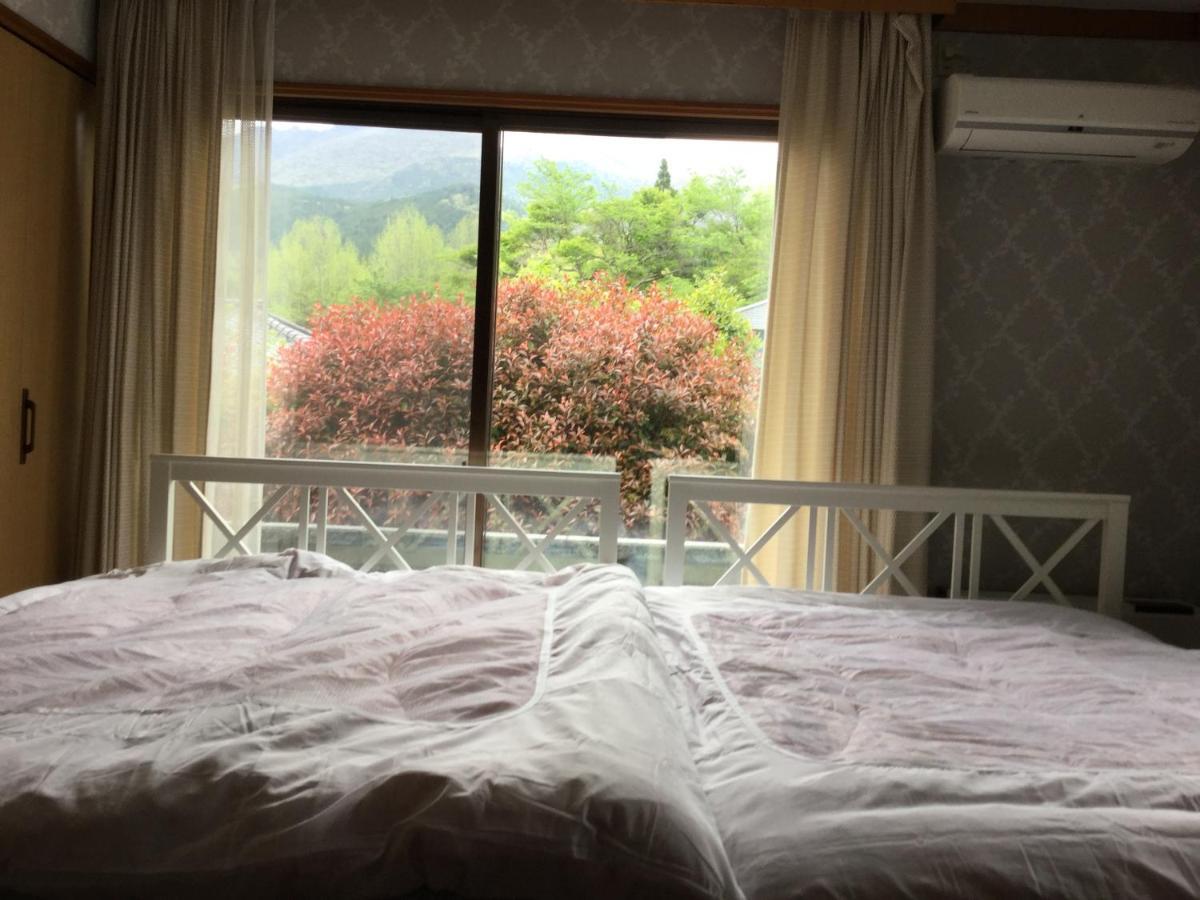 Hotel 湯布院月灯り Yufu Esterno foto